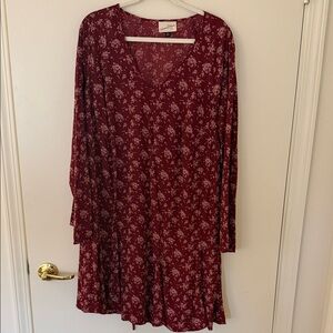 Universal Thread Burgundy Floral Long Sleeve Dress